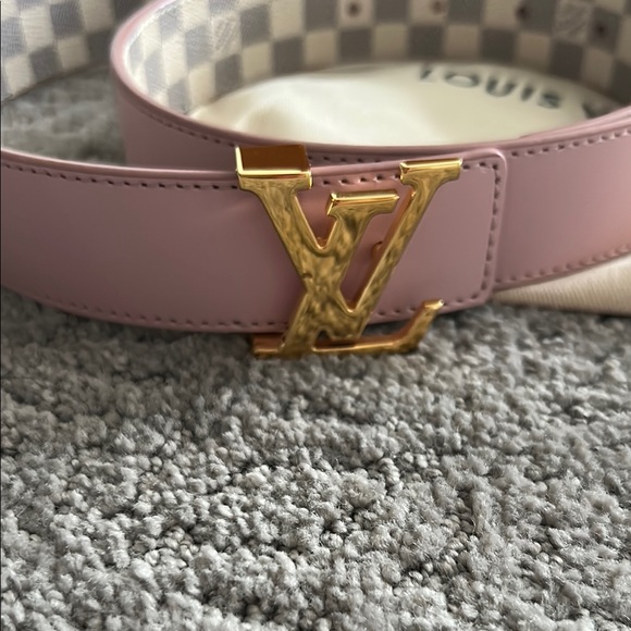 Louis Vuitton Pink reversible belt - Picture 2 of 5